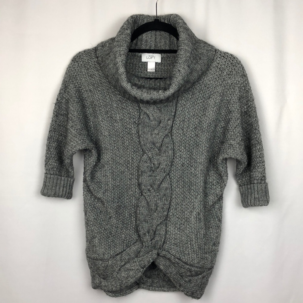 Ann Taylor Loft Sweater Size Small Gray